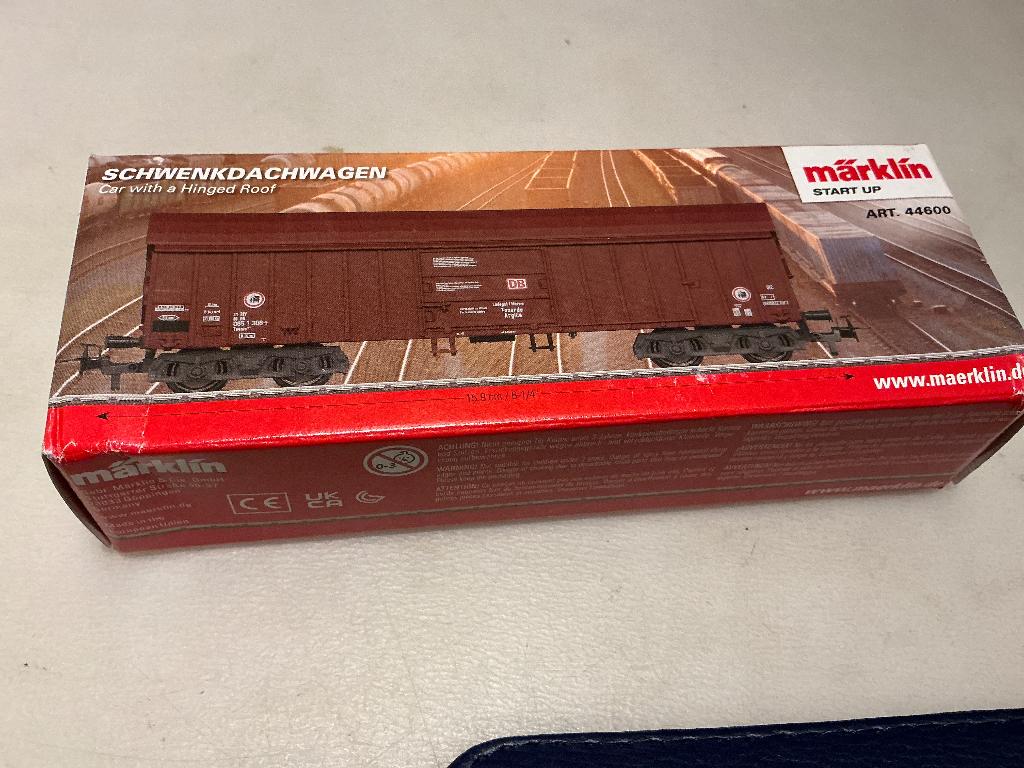 Marklin Schwenkdachwagon, Wisselstroom, Ophalen of Verzenden, Märklin, Nieuw