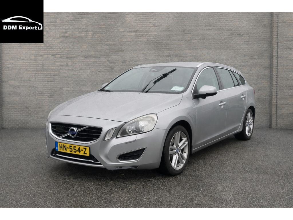 Volvo V60 2.4 D6 AWD Plug-In Hybrid Pure Limited (bj 2013), Automaat, Euro 5, 1848 kg, 68 pk