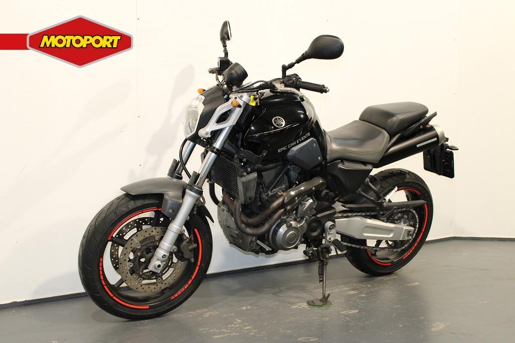 Yamaha MT 03 (bj 2006) - foto 2