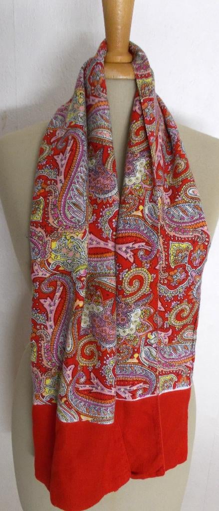 Paisley 100% viscose kleurige sjaal, Kleding | Dames, Mutsen, Sjaals en Handschoenen, Verzenden, Zo goed als nieuw, Maat 38/40 (M)