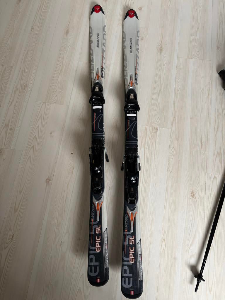 Blizzard Quattro Epic 5L Ski's 155cm met bindingen, Sport en Fitness, 140 tot 160 cm, Gebruikt, Carve, Skiën
