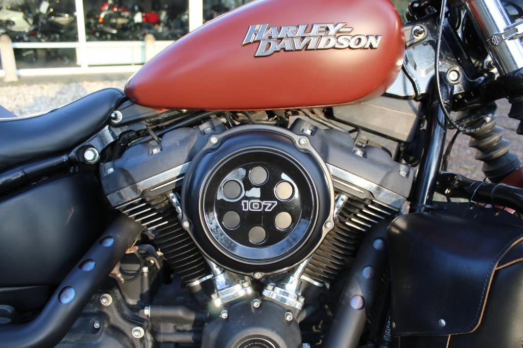 Harley-Davidson Softail FXBB Streetbob - foto 2