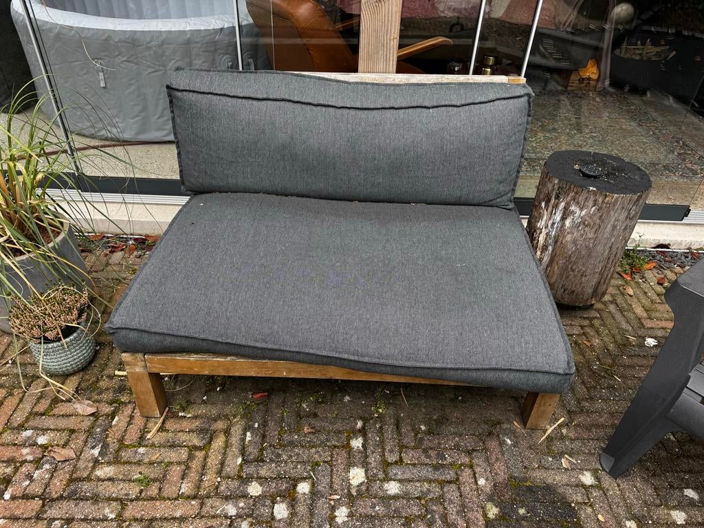 Twee pallet banken met kussens, Ophalen, Gebruikt, Hout