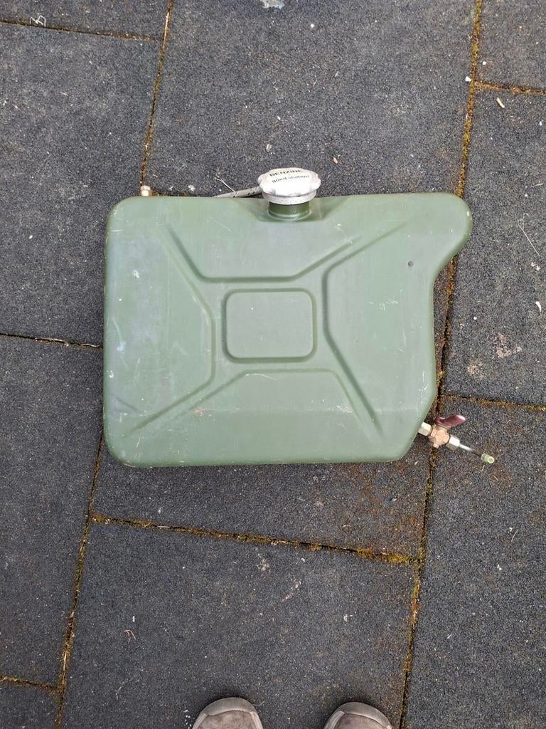 Brandstoftankje 20 liter - Groenkelder tank, Ophalen, Gebruikt, Universele onderdelen