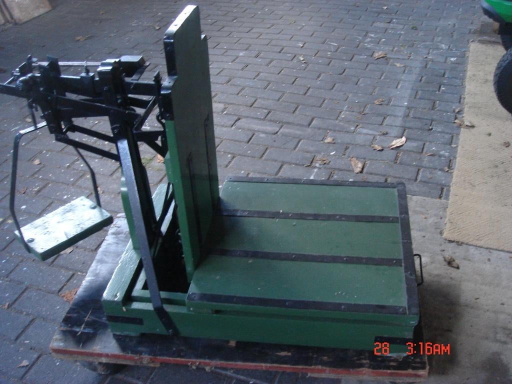 Ijkwezen model 13D weegschaal 1949, Antiek en Kunst, Ophalen