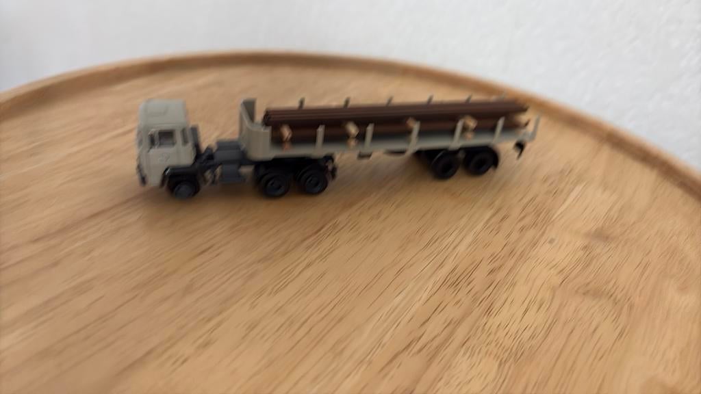 ROCO MAGIRUS DEUTZ MET OPLEGGER HOUTEN LADING, Ophalen of Verzenden, Zo goed als nieuw, Roco