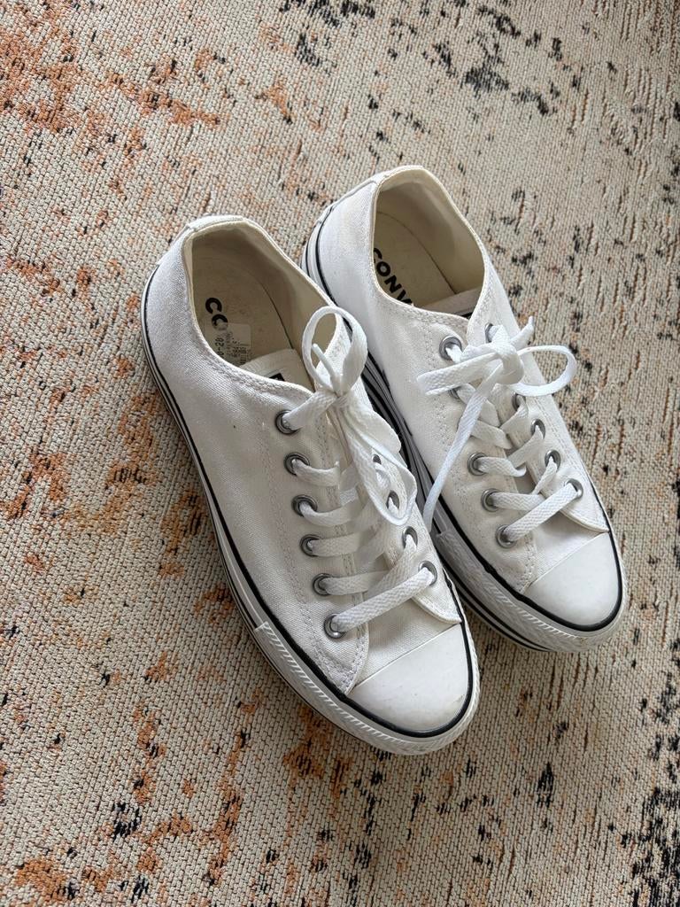 All stars dikke zool, Kleding | Dames, Schoenen, Ophalen of Verzenden, Zo goed als nieuw, Wit, Sneakers of Gympen