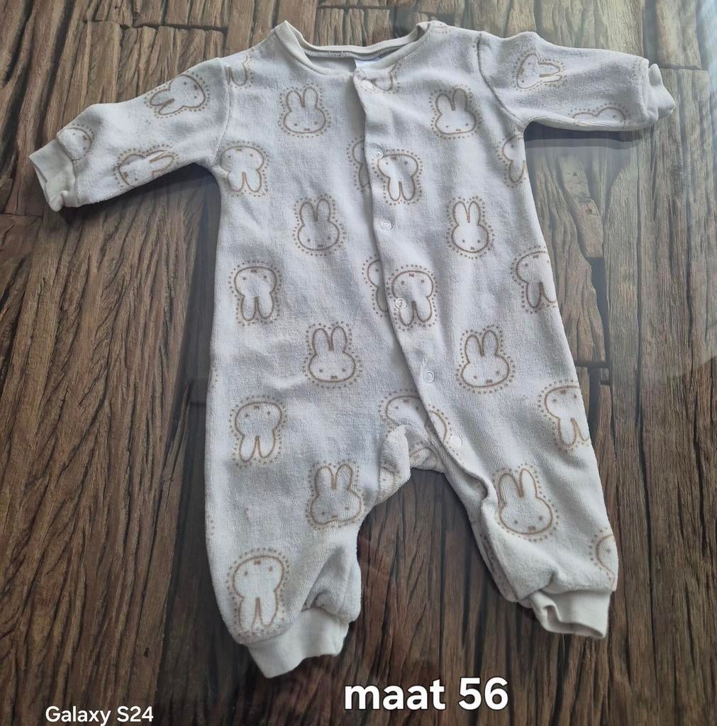 Schattig wit boxpakje met Nijntje print - Maat 56, Gebruikt, Jongetje of Meisje, Ophalen of Verzenden, Pakje