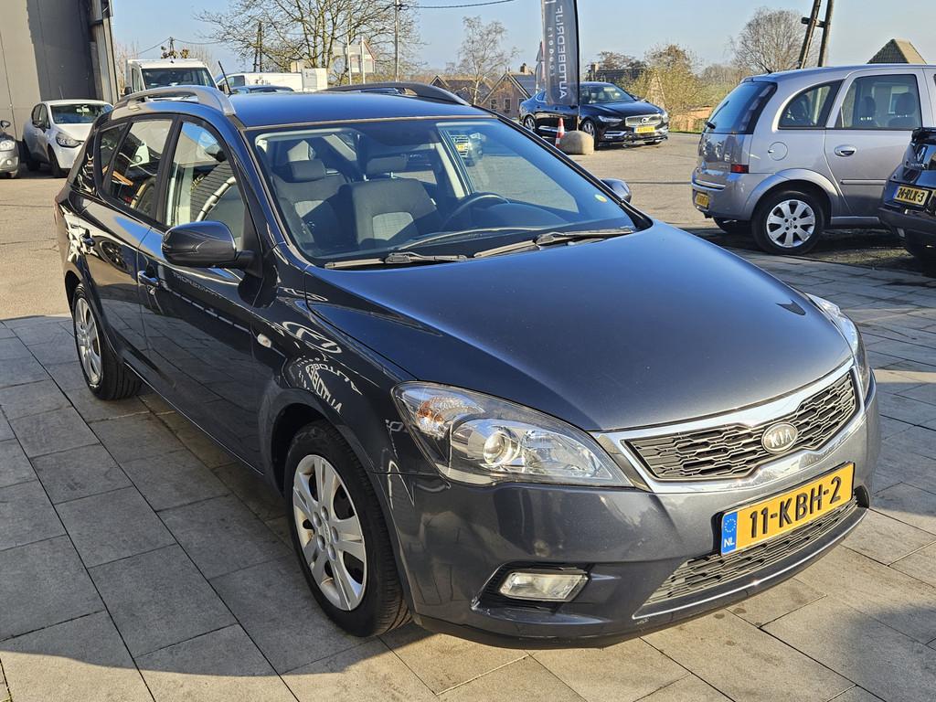 Kia cee'd Sporty Wagon 1.4 CVVT X-ecutive *AC* (bj 2009), Voorwielaandrijving, Gebruikt, 4 cilinders, 1396 cc