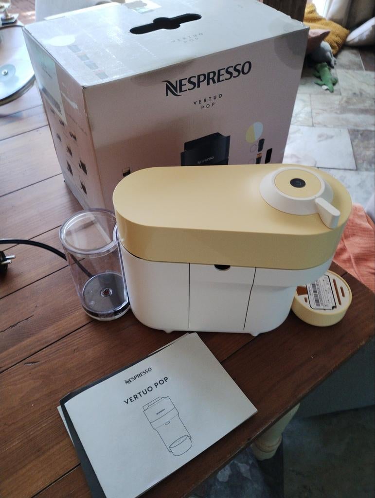 Nieuw Nespresso apparaat, vintage kleur., Witgoed en Apparatuur, Koffiezetapparaten, Ophalen of Verzenden, Nieuw, Espresso apparaat