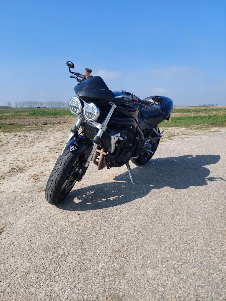 Triumph Speed Triple 955i uit 2003