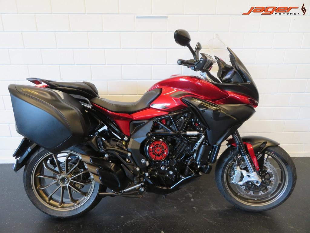 MV Agusta TURISMO VELOCE 800 KOFFERS PERFECT! (bj 2018)
