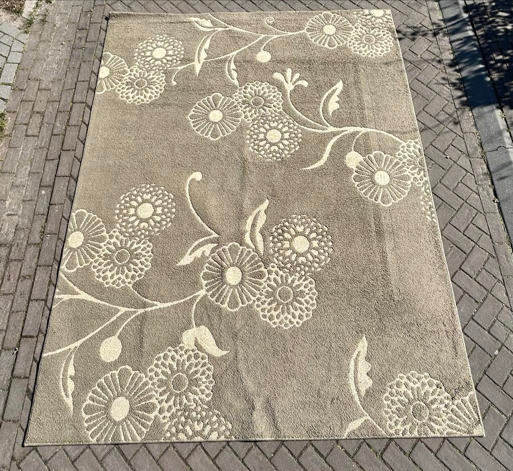 IKEA tapijt met bloemenpatroon 2.44m x 3.00m, Ophalen, Gebruikt, 200 cm of meer, 200 cm of meer