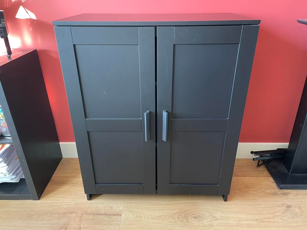 Brimnes kast ikea zwart, Huis en Inrichting, Ophalen, Met deur(en), 50 tot 100 cm, Zo goed als nieuw