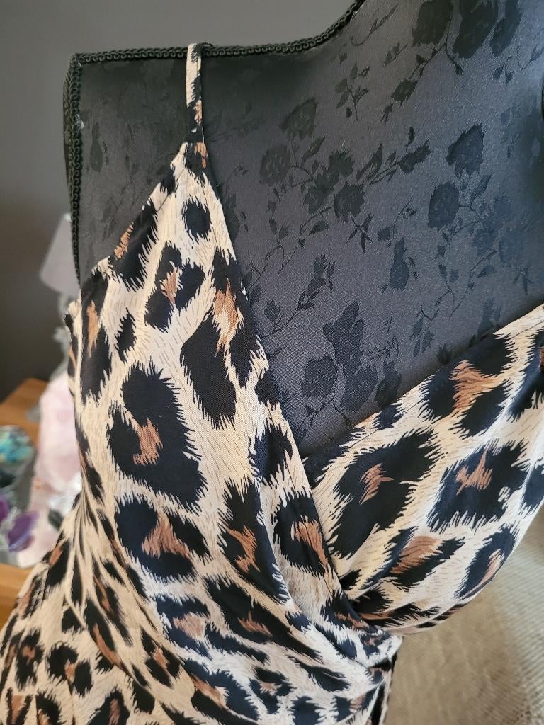 SHEIN wikkel leopard tijger jurk wikkeljurk maat M Nieuw, Kleding | Dames, Maat 38/40 (M), Bruin, Nieuw, Ophalen of Verzenden