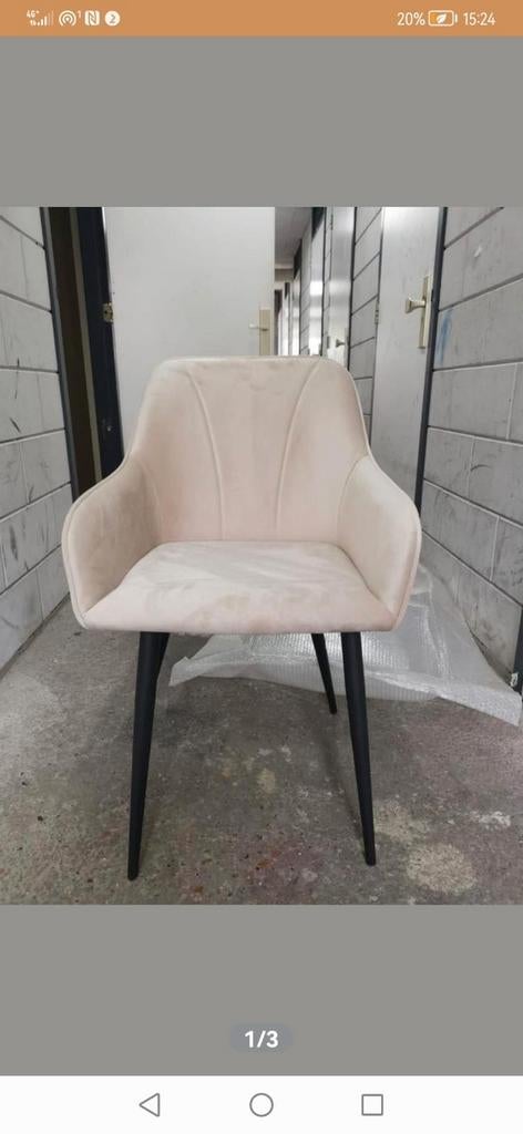 Nieuwe Velvet beige eetkamerstoel laatste stuk, Ophalen of Verzenden, J, N, S
