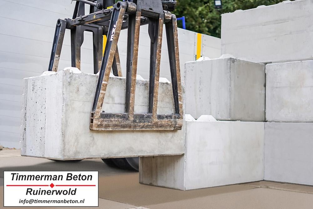 Megablok, Bunker, Stapelblok, Silo, Betonblok, Ophalen of Verzenden, Beton, Overige typen
