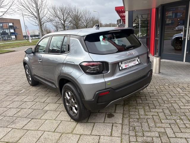 Jeep Avenger 1.2 e-Hybrid Longitude | Navi | Cruise | 12.474, 12 maanden, Stof, Gebruikt, 1199 cc