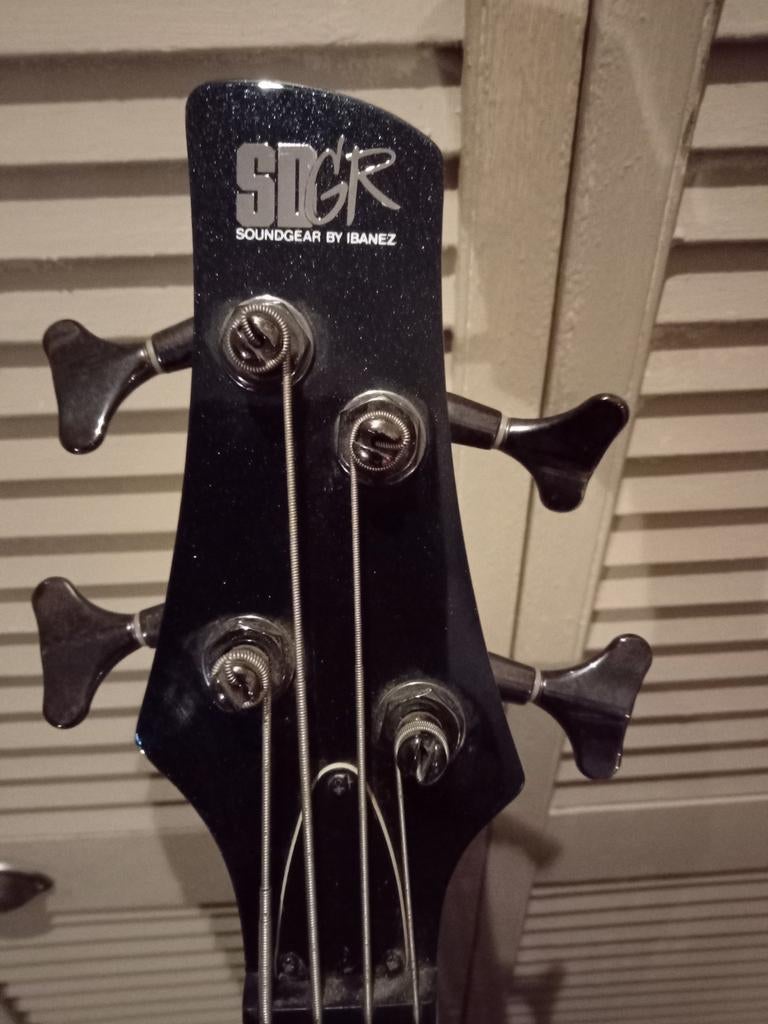 Sd/gr bass gitaar elektrische gr 300, Muziek en Instrumenten, Snaarinstrumenten | Gitaren | Bas, Ophalen of Verzenden