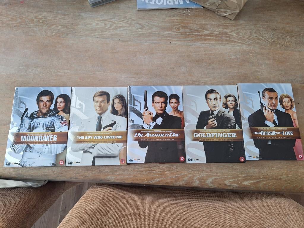 James Bond DVD's - 5 films, Ophalen of Verzenden
