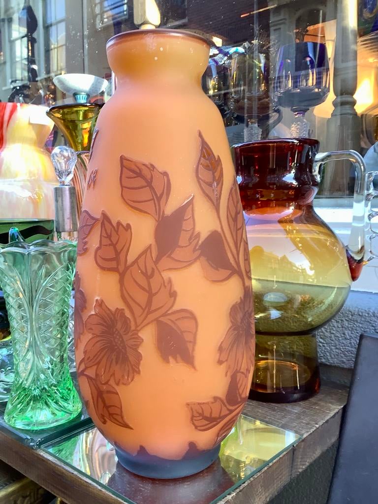 Gallé Tip glazen cameo vaas., Ophalen of Verzenden