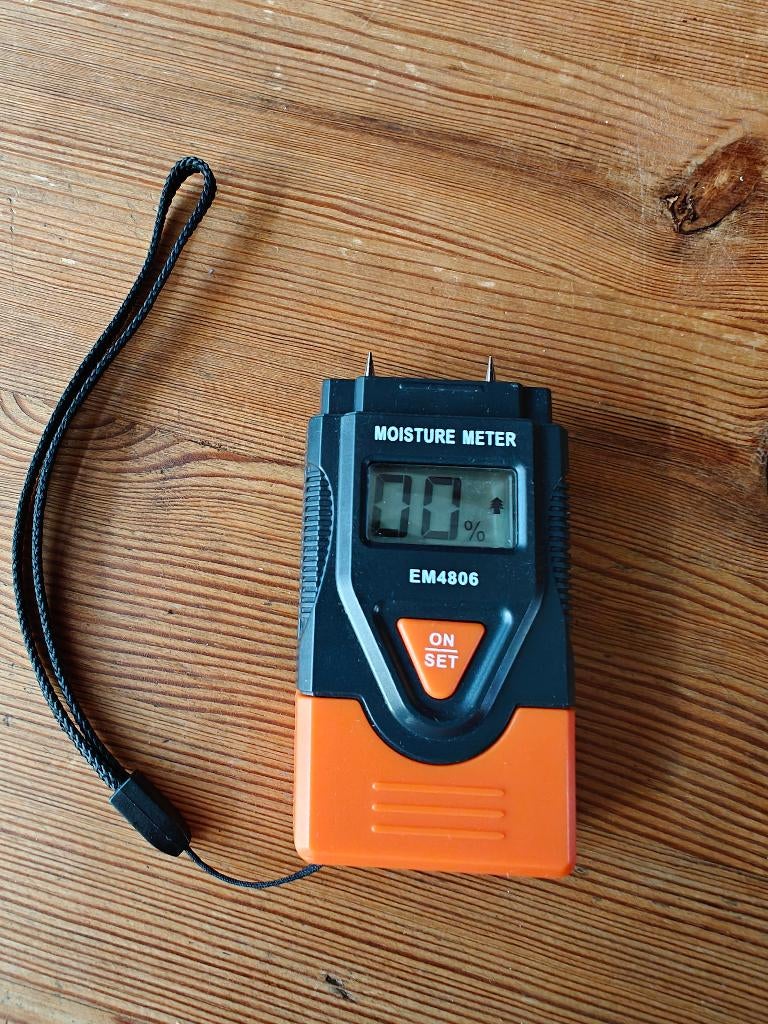 Vochtmeter voor Brandhout: Bespaar op Stookkosten met Droog Hout