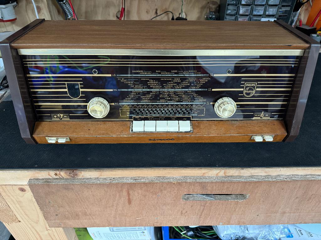 Philips  Buizenradio Radiomeubel Antiek Voor weinig, Ophalen