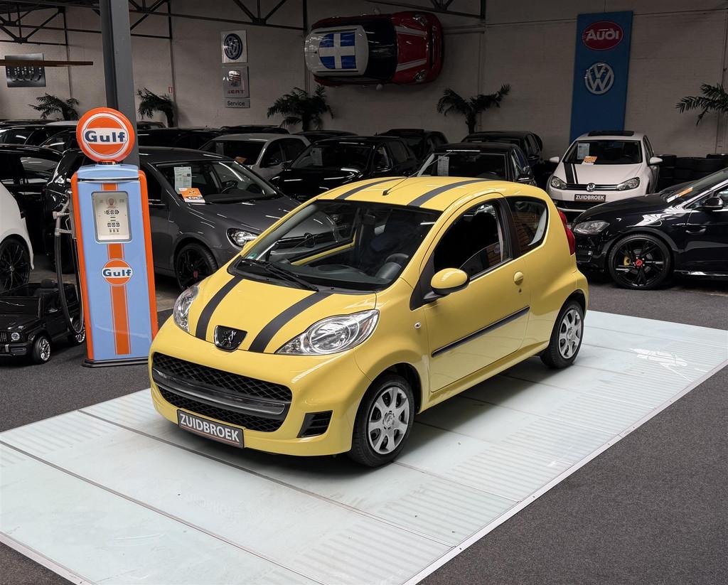 Peugeot 107 1.0 115DKM! Leuke Auto! Sport! (bj 2010), Gebruikt, Elektrische ramen, Overige kleuren, 1290 kg