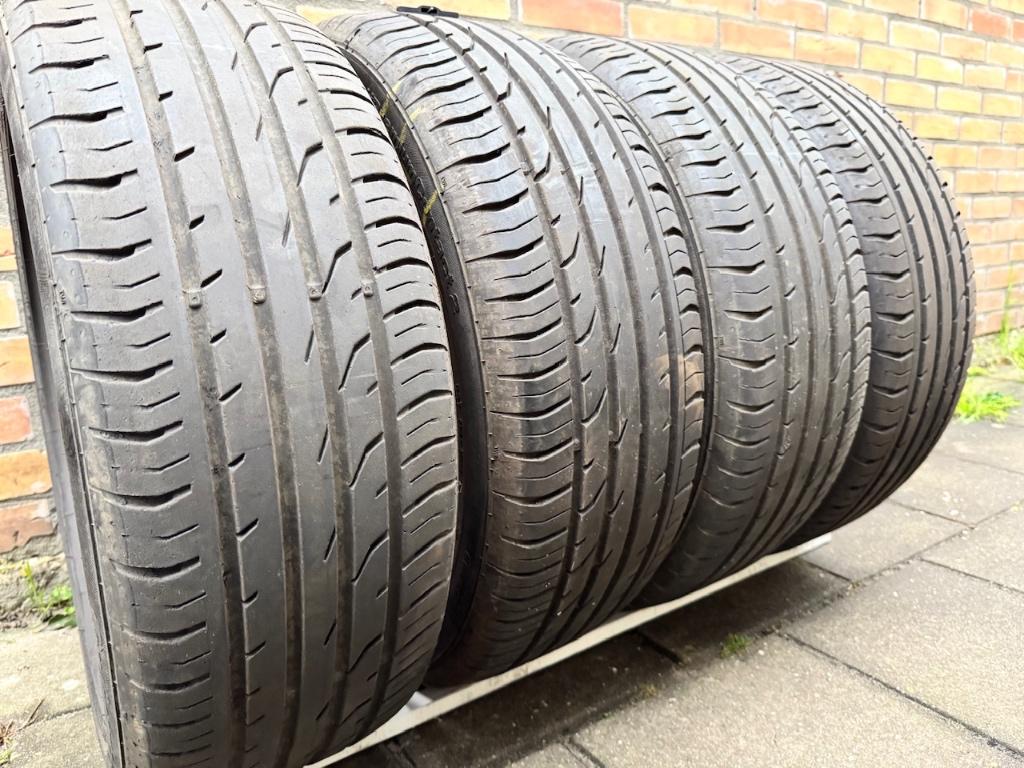 Zomerbanden / Banden 205 55 r17 95H Continental, Ophalen, Gebruikt