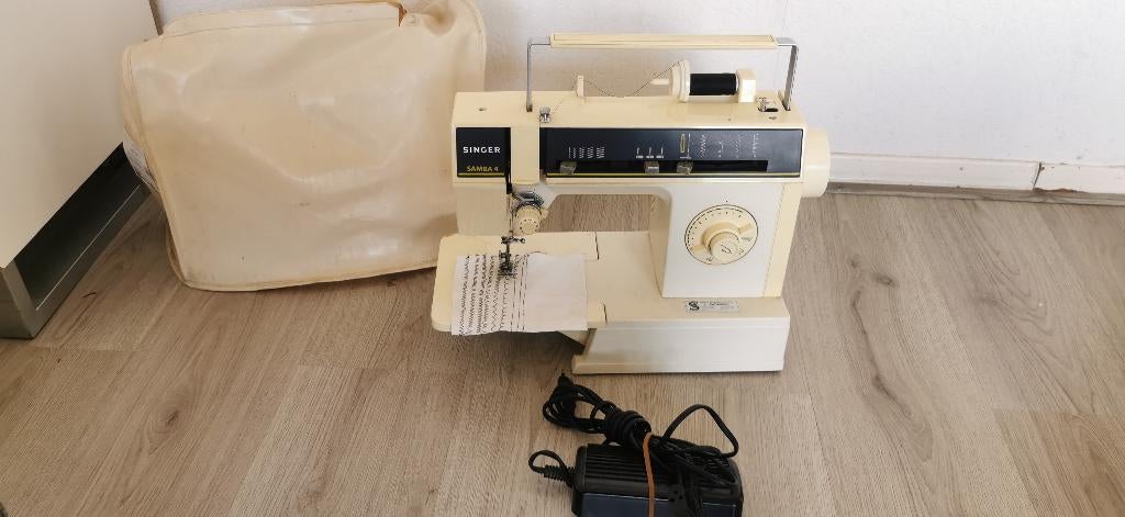 Naaimachine Singer SAMBA 4 6212C €120, Ophalen of Verzenden, Zo goed als nieuw, Naaimachine, Singer