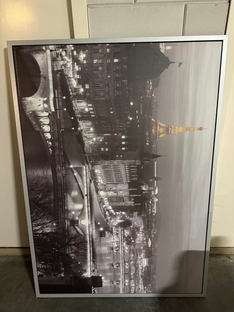 Ikea schilderij Parijs, Ophalen