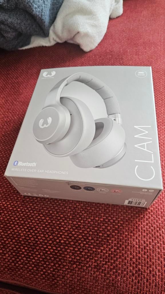 Fresh 'n Rebel Clam koptelefoon, Ophalen