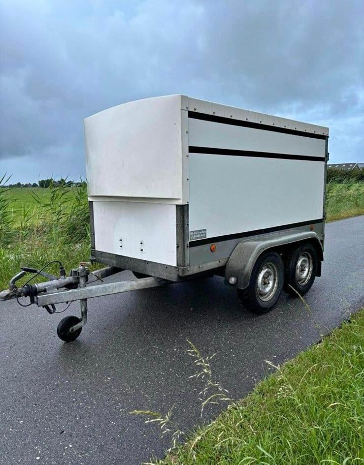 Gesloten aanhanger in goede staat, direct beschikbaar!, Auto diversen, Aanhangers en Bagagewagens, Ophalen, Gebruikt