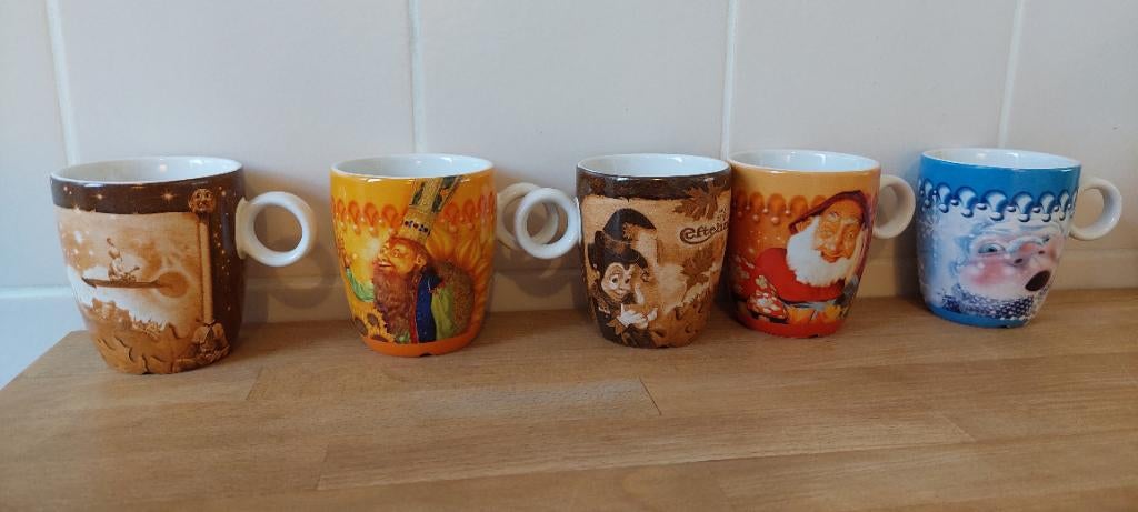 5 efteling mokken bekers nieuw ., Verzamelen, Efteling, Ophalen of Verzenden, Nieuw, Gebruiksvoorwerp