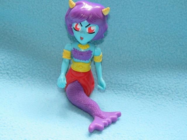 1 EURO OF GRATIS Zeemeermin Monsters Vampieren Happy Meal 03, Ophalen, Zo goed als nieuw