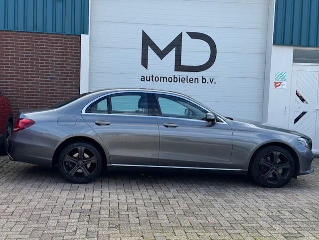 Mercedes-Benz E-klasse 200 Prestige -Widescreen-360-sfeer, Automaat, Achterwielaandrijving, Gebruikt, 4 cilinders