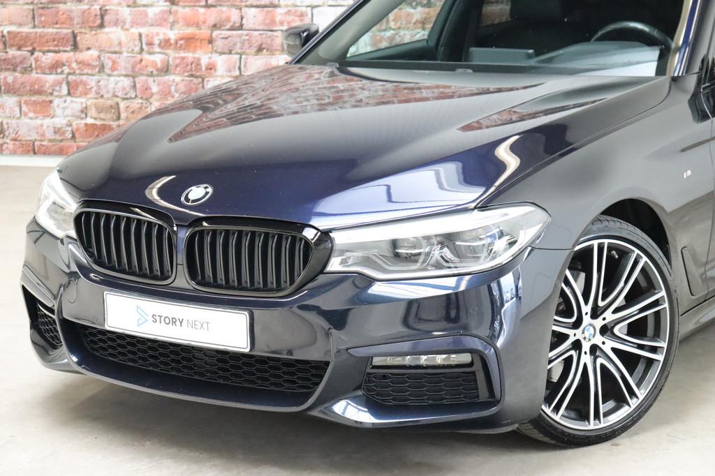 BMW 5 Serie Touring 520i High Executive M Sport Pakket Autom, Automaat, 1998 cc, Achterwielaandrijving, Gebruikt