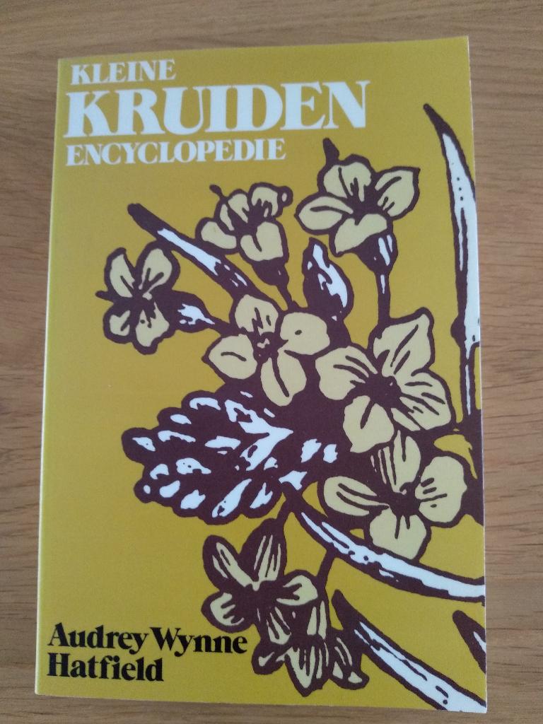 Boek: KLEINE KRUIDEN ENCYCLOPEDIE (nieuw boek), Ophalen of Verzenden, Nieuw, Overige onderwerpen