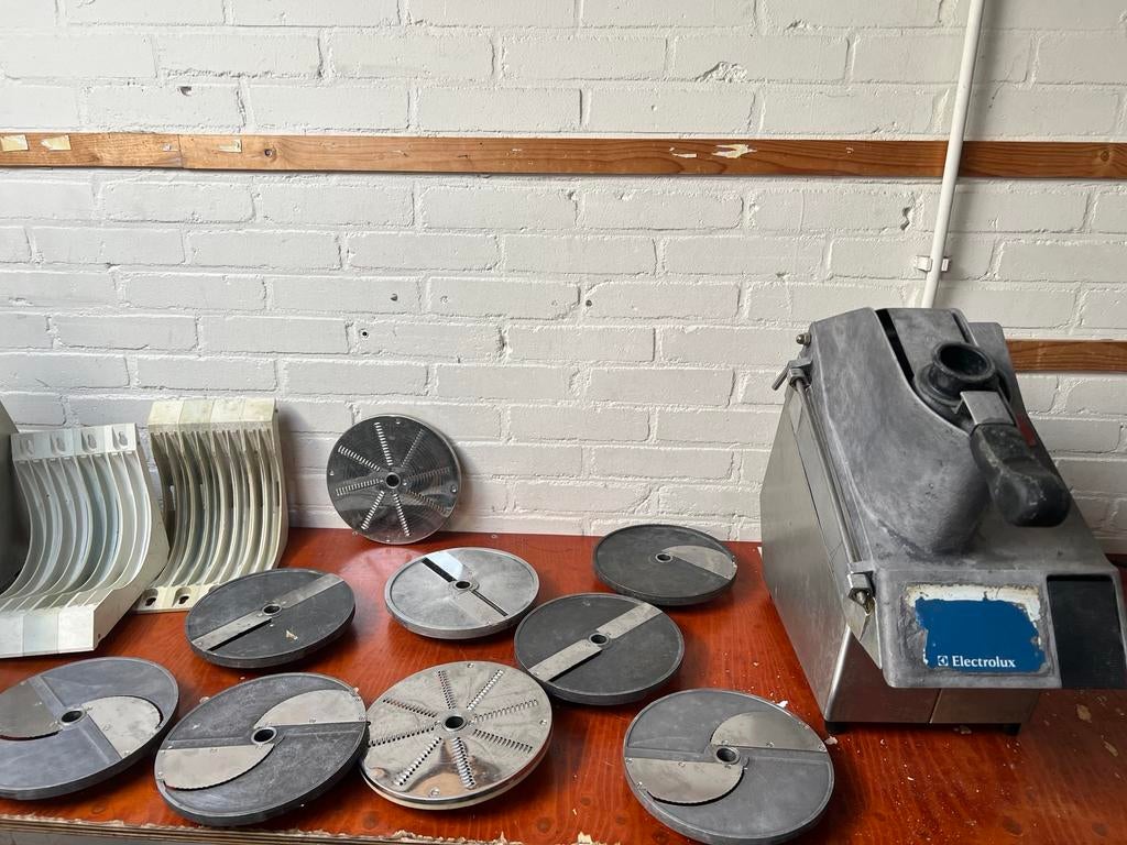 Groentesnijder  Dito Electrolux, Ophalen of Verzenden, Gebruikt