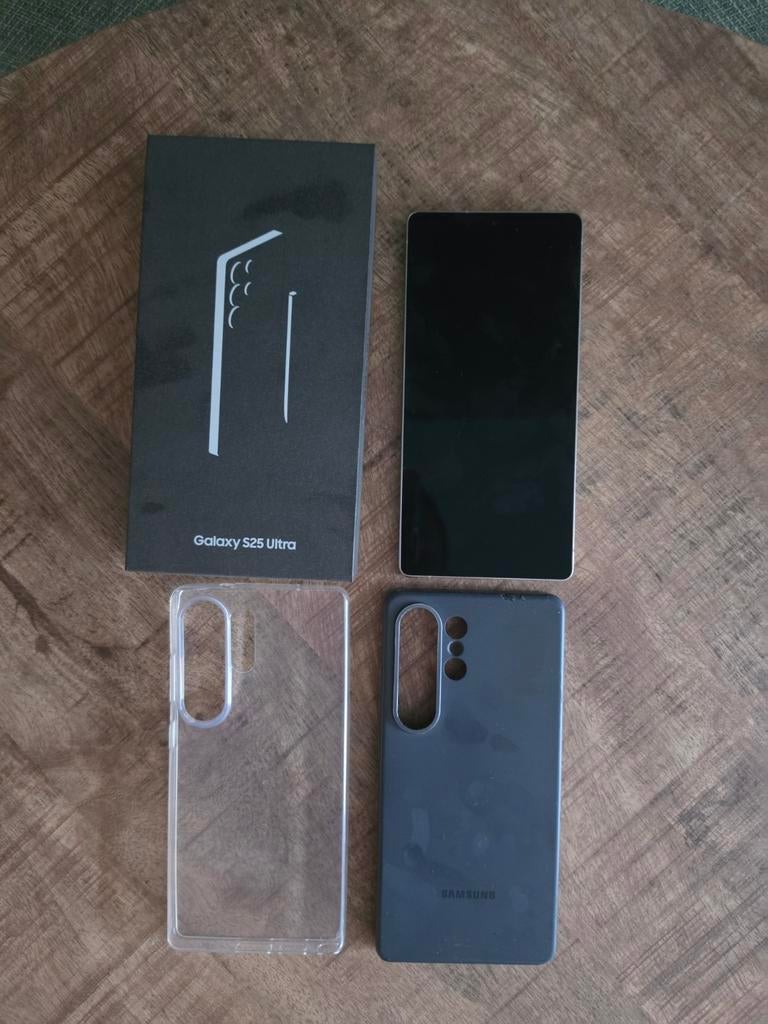 Samsung Galaxy S25 Ultra 256GB - 5 mnd oud - bon - garantie, 256 GB, Ophalen of Verzenden, Zo goed als nieuw, Zwart