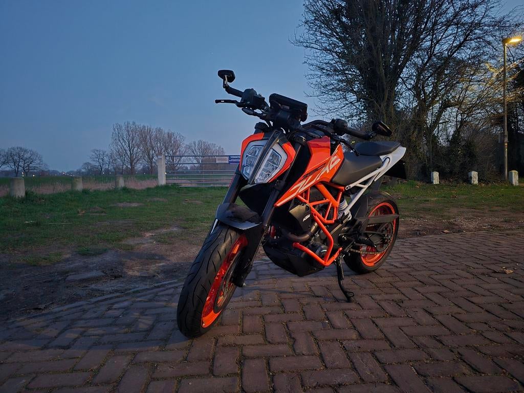 KTM Duke 390 ABS (bj 2019) Hele mooie, 390 cc, Particulier, Minimaal motorrijbewijs A2, Sportuitlaat