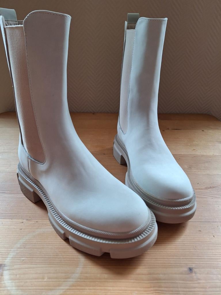 Nieuwe boots maat 41, Oxmox, Lage of Enkellaarzen, Nieuw, Ophalen of Verzenden