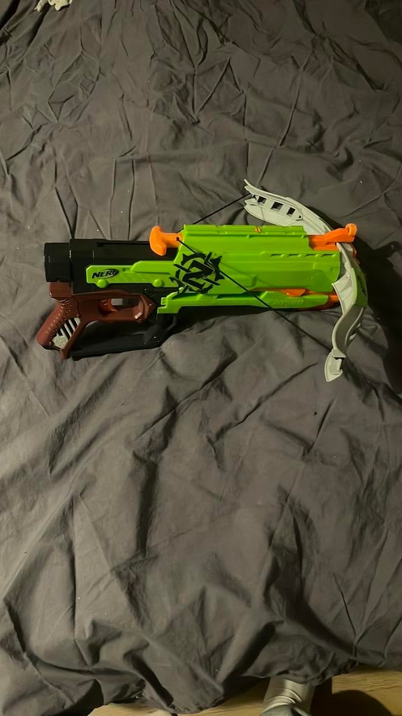 Nerf x-bow zombiestrike, Kinderen en Baby's, Speelgoed | Buiten | Actiespeelgoed, Ophalen, Gebruikt