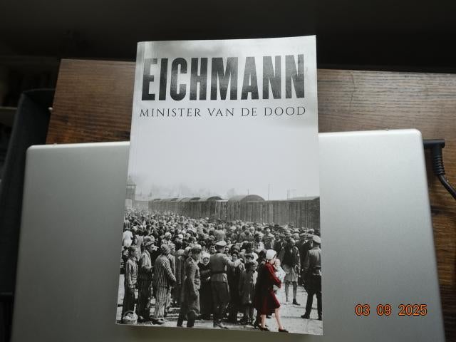 Eichmann.....Minister van de dood...Emerson Vermaat, Boeken, Ophalen, Tweede Wereldoorlog, Zo goed als nieuw, Overige onderwerpen