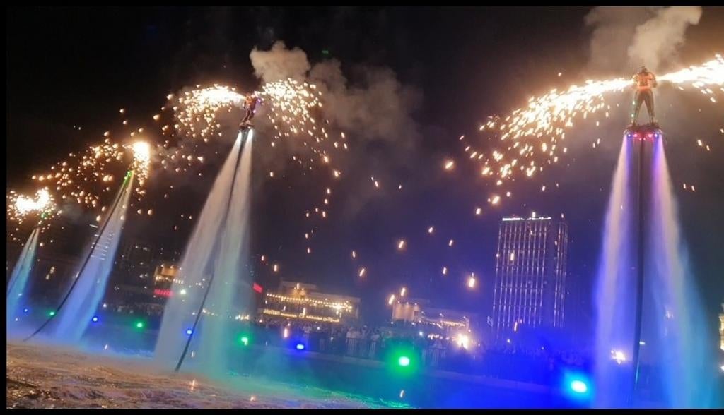 Flyboardteam 14 jaar Spectaculaire shows op wereldniveau