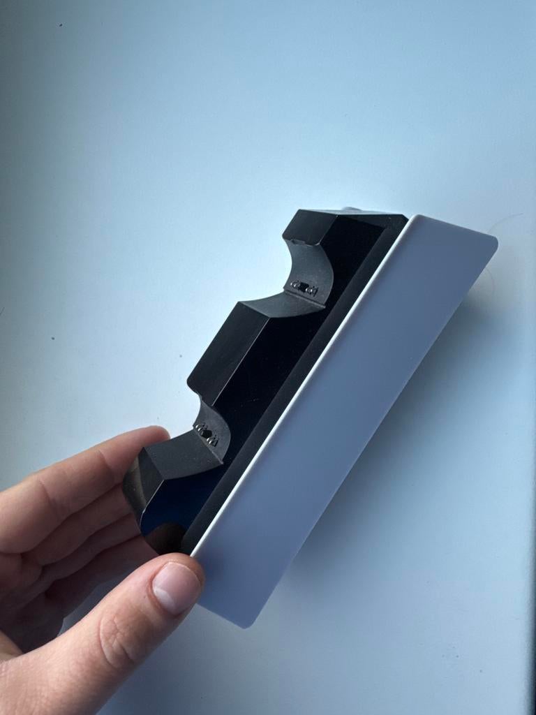 PS5 Controller Oplaadstation - Zo goed als nieuw!, Ophalen of Verzenden, Zo goed als nieuw, Overige controllers, PlayStation 5