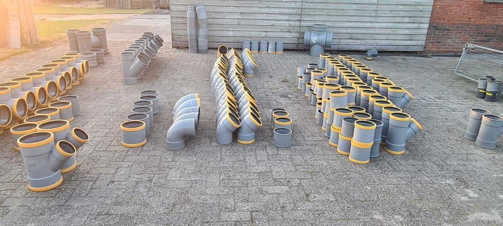 Diverse soorten en maten pvc 160, 200, 250, 315, 400mm, Doe-het-zelf en Verbouw, Buizen en Afvoer, Ophalen, Bochten, Pvc, Nieuw
