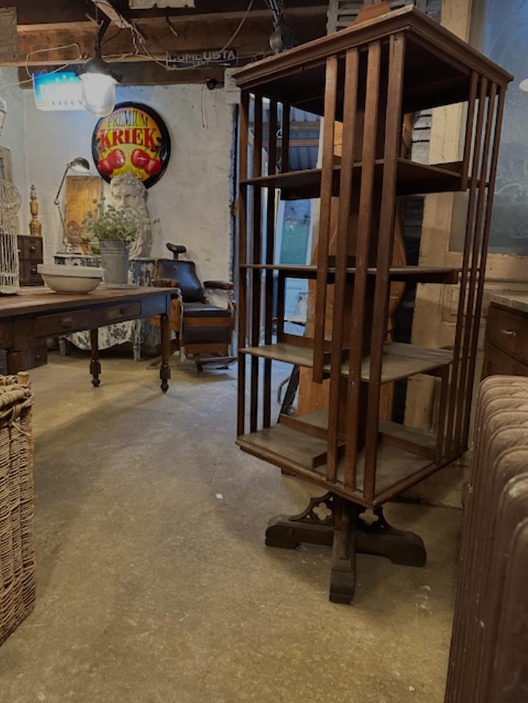 antieke boeken carrousel boekenkast oude, Gebruikt, Eikenhout, Ophalen of Verzenden, 150 tot 200 cm