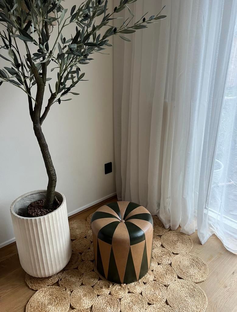 Prachtige vintage leren poef | t.e.a.b, Ophalen of Verzenden, Zo goed als nieuw, Rond, Minder dan 50 cm