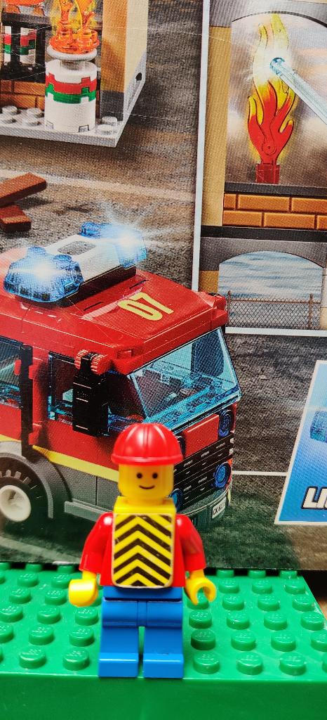 Lego Plain Red Torso with Red Arms, Blue Legs, Red Construct, Ophalen of Verzenden, Gebruikt, Losse stenen, Lego